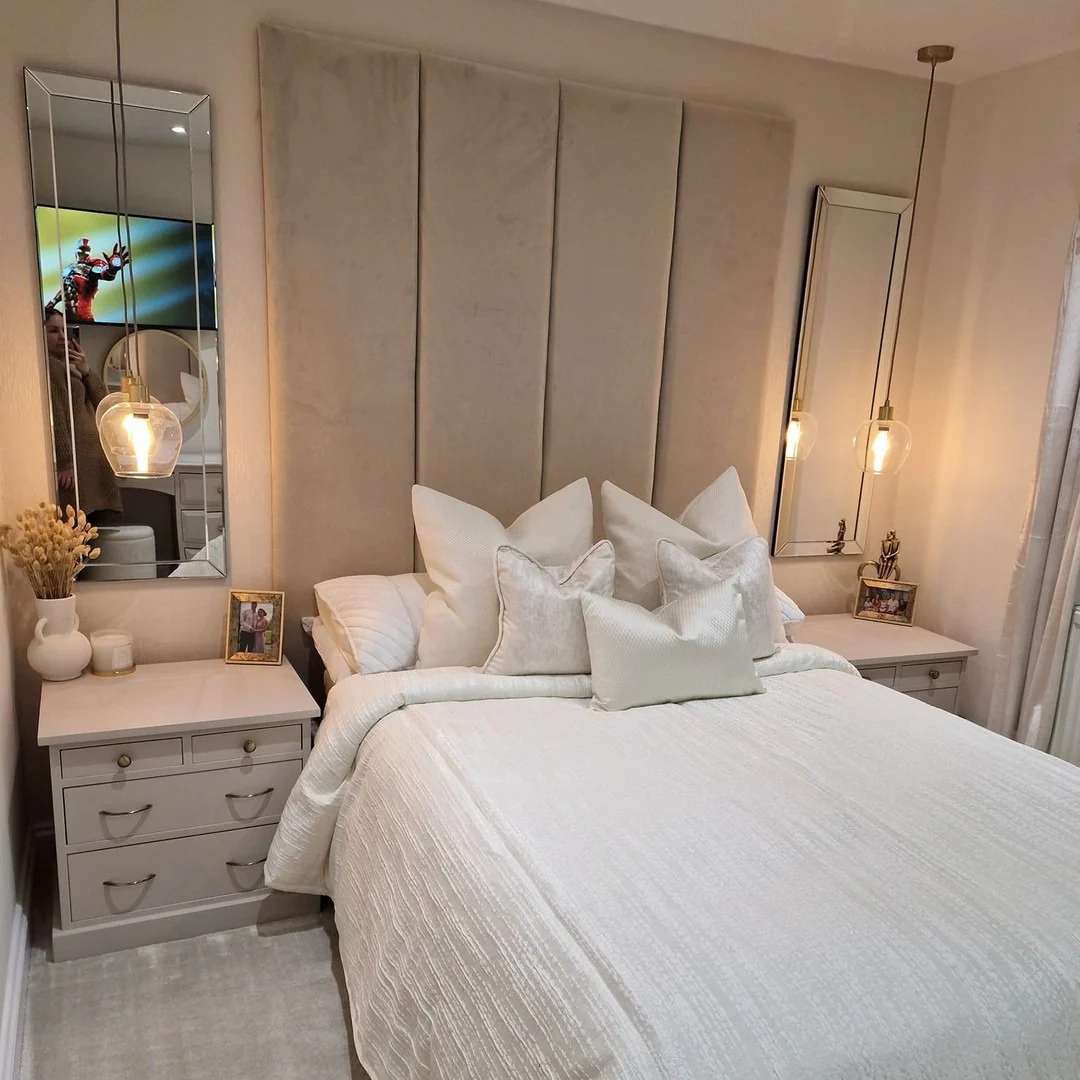 خنثی‌های کرمی و موکت مخملی خاکستری